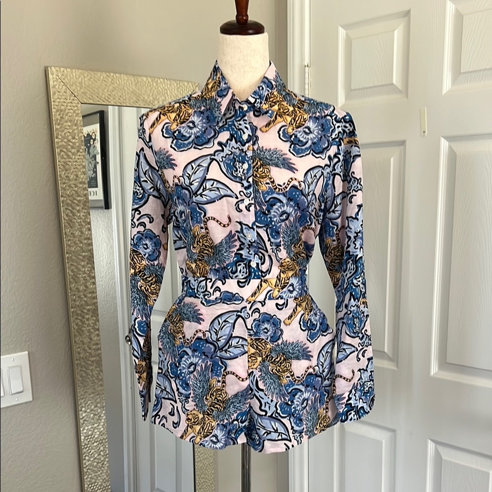 Las Sureñas Floral Print Button-Up Blouse & Shorts - Size L